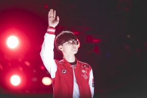 九游娱乐-Faker意外战胜美国队，表现优异引爆全场！的简单介绍-九游娱乐